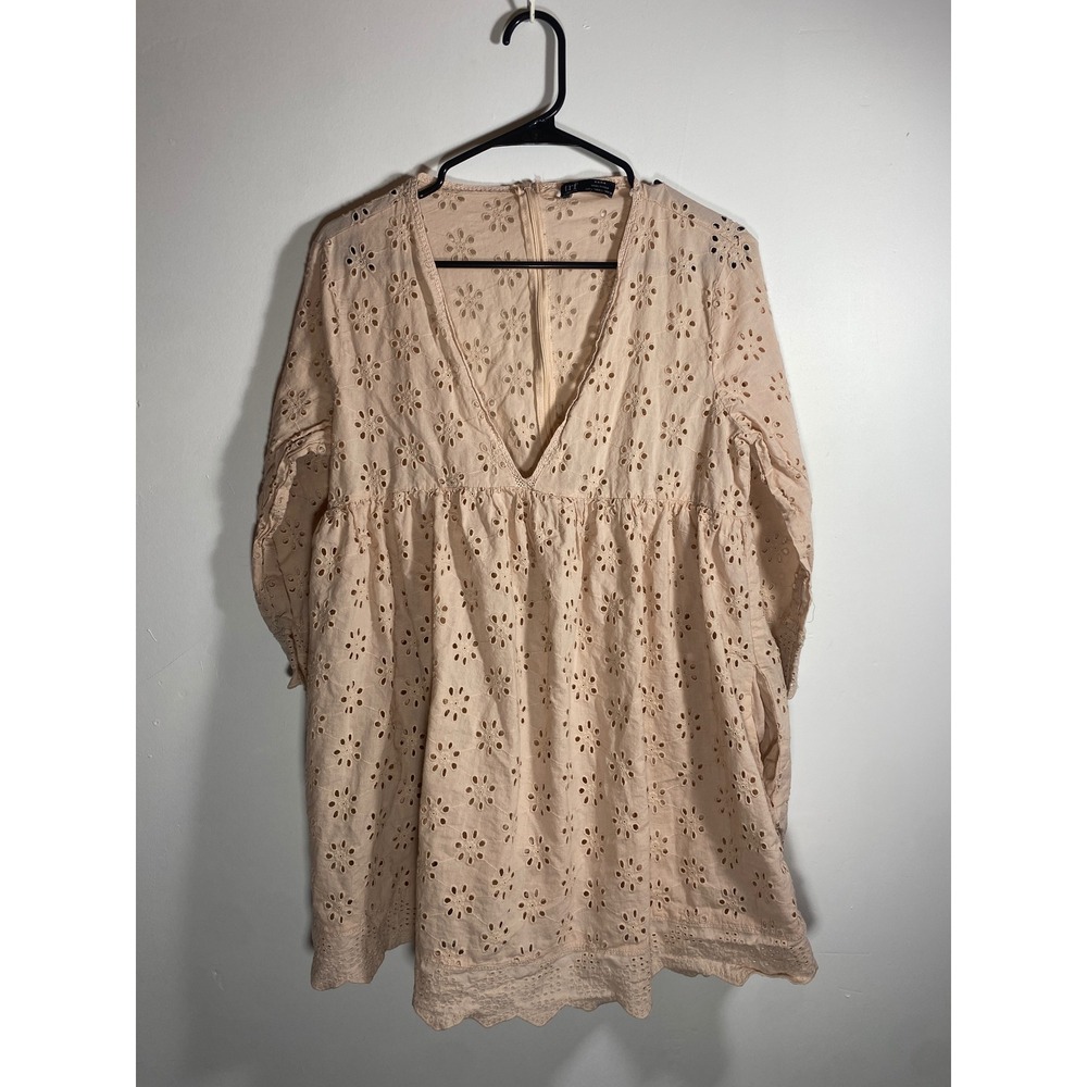 Zara size L. NWOT. Cut lining out.